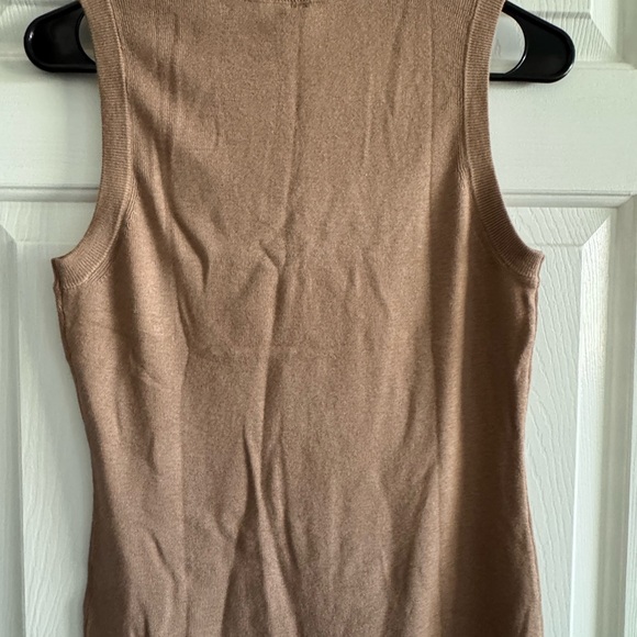 Elegant Sleeveless Tan Top for Women - Picture 2 of 7